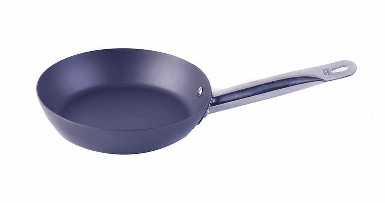 Best Carbon Steel Pan 2023: Important Details for Buyers